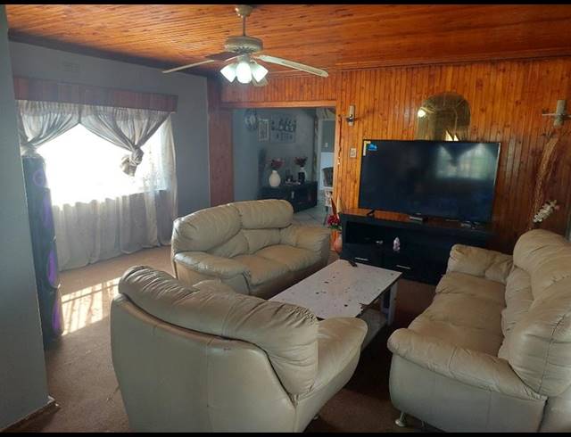 4 BEDROOM PROPERTY TO RENT IN ELSBURG